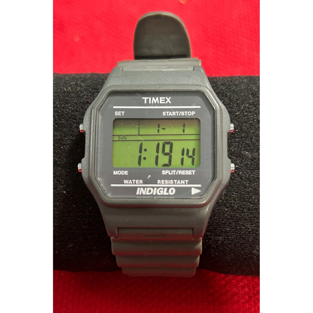 Vintage Timex 80 Indiglo Digital Watch Gray Classic T2N214 New Battery